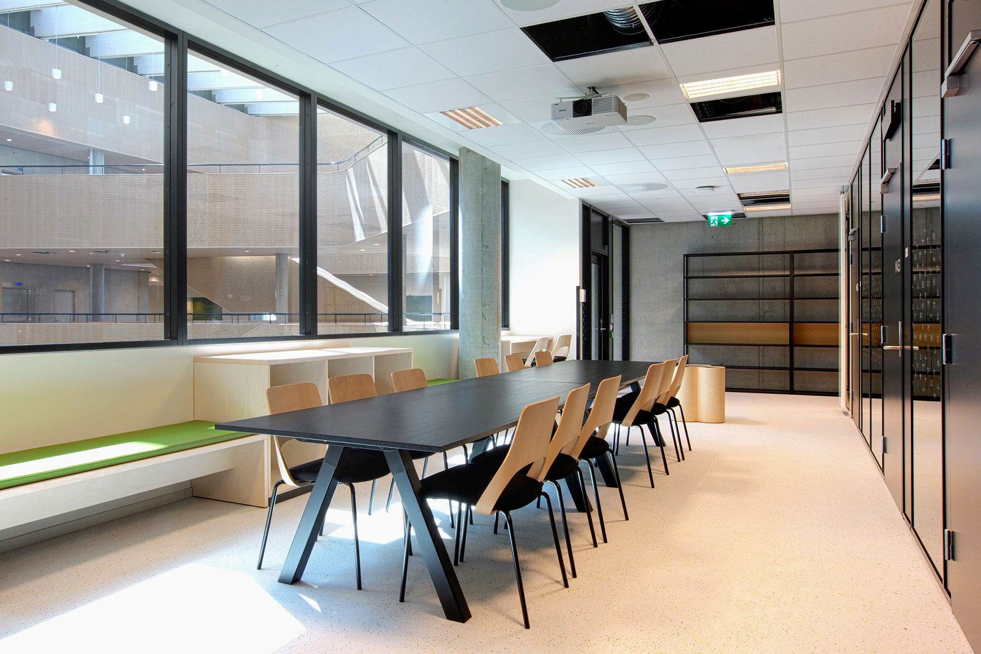 Metropolis 7Of 1 Høgskole Vestlandet 03022