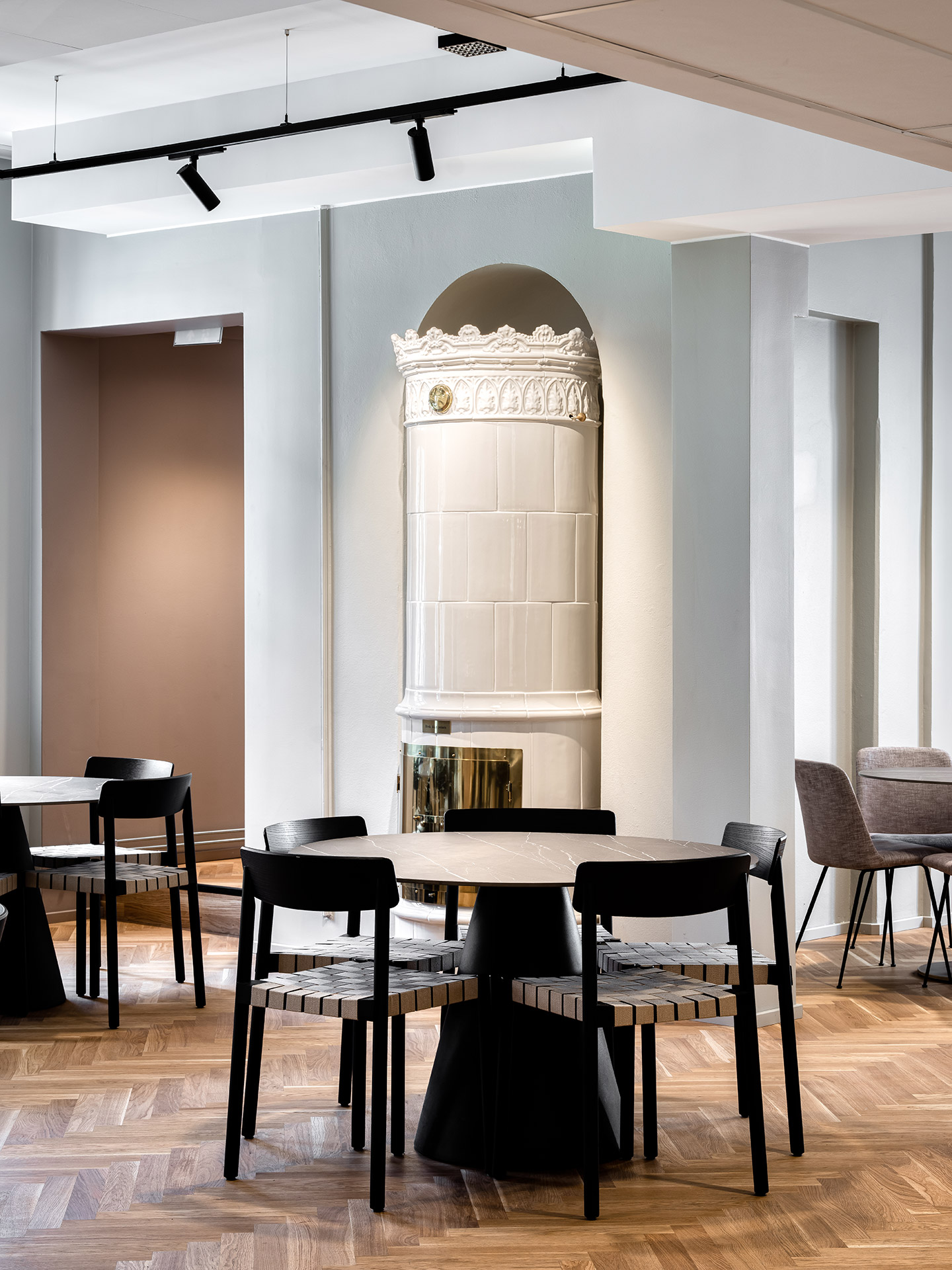 Moderne møbeldesign i spisestue