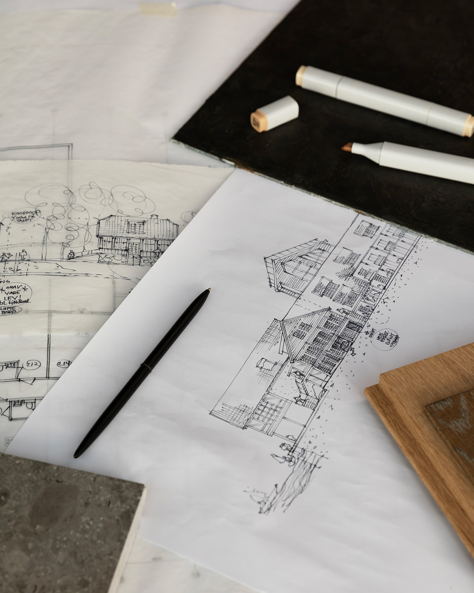 Arkitektoniske skisser og tegninger